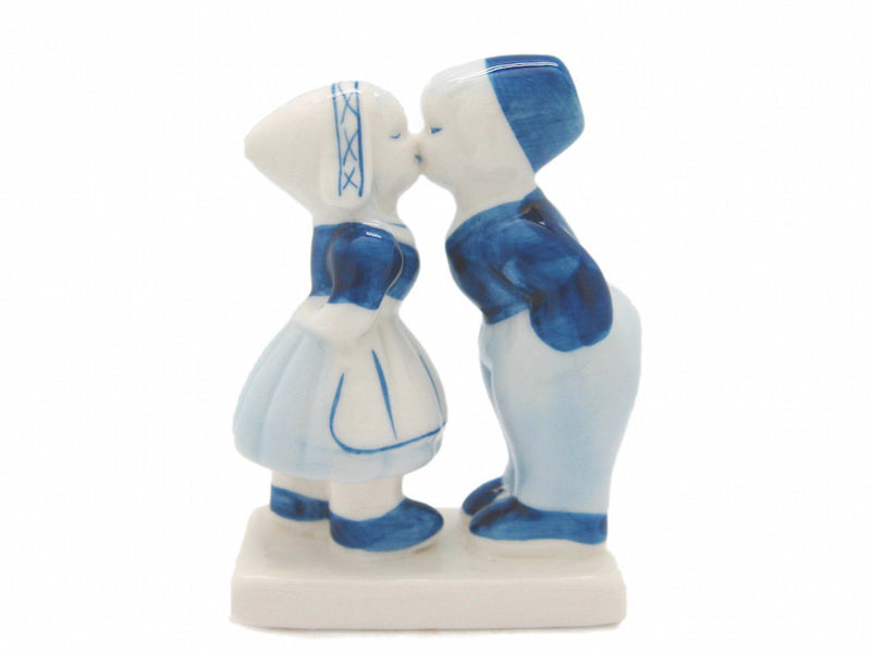 Kissing Couple Delft Blue Figurine - OktoberfestHaus.com
 - 4