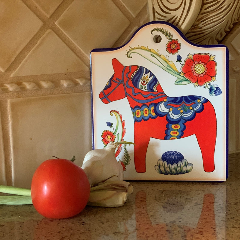 Decorative Ceramic Cheeseboard: Red Horse