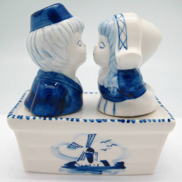 Collectible Salt and Pepper Shakers: Boy & Girl - OktoberfestHaus.com
 - 4