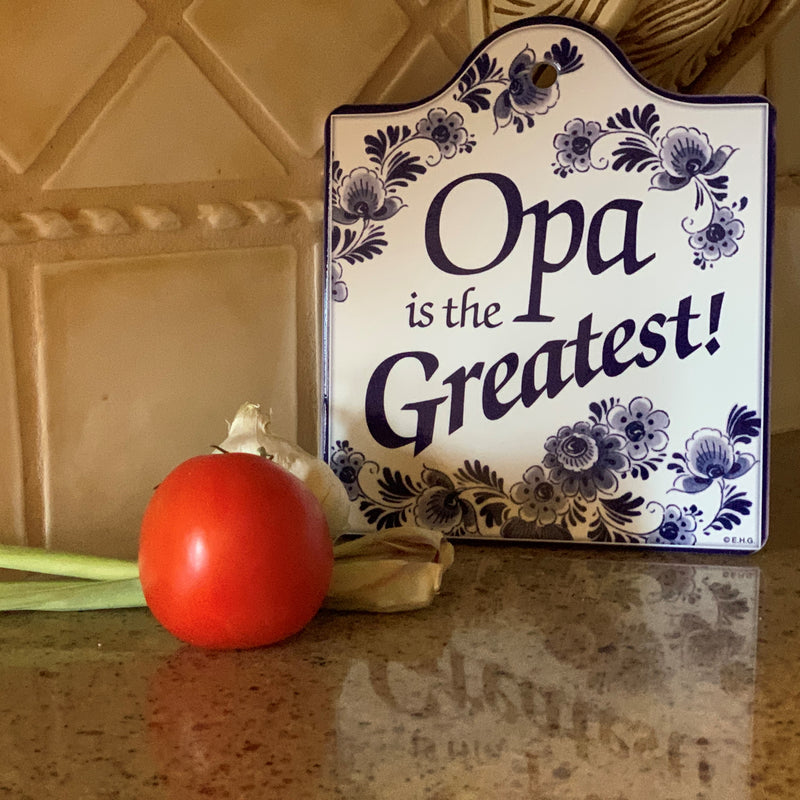 Decorative Delft Blue Cheeseboard: Opa Is the Greatest