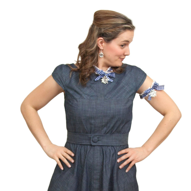 Bavarian Pattern Collar with Edelweiss Pendant - 3 - OktoberfestHaus.com