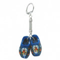 Dutch Gift Idea Wooden Shoes Keychain Natural - OktoberfestHaus.com
 - 3