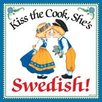 Swedish Souvenirs Magnet Tile: Kiss Swedish Cook - Oktoberfesthaus.com 1