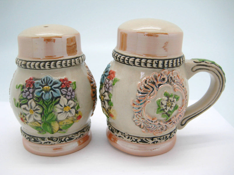 Engraved Beer Stein: Flowers Salt And Pepper Set - OktoberfestHaus.com
 - 2