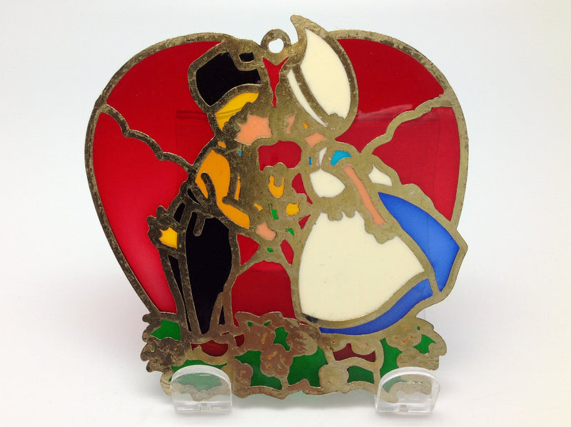 Red Heart Shaped Sun catcher with Kissing Couple - OktoberfestHaus.com
 - 2