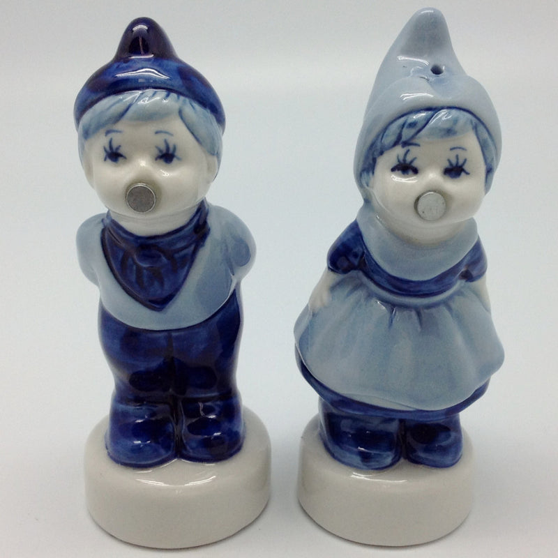 Delft Magnetic Salt and Pepper Shakers Dutch - OktoberfestHaus.com
 - 4