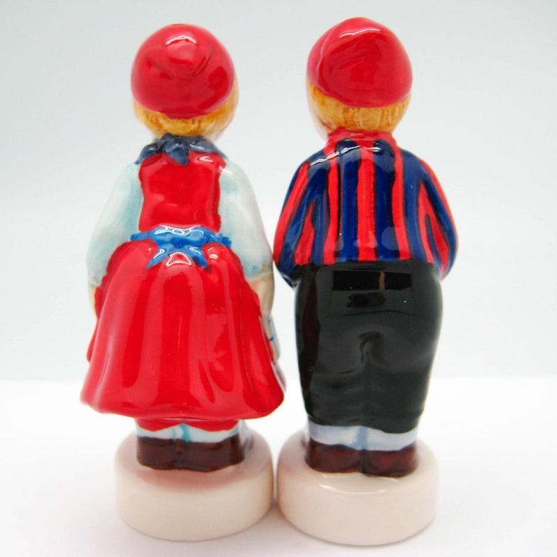 Collectible Magnetic Salt and Pepper Shakers Danish - OktoberfestHaus.com
 - 3