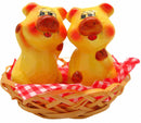 Animal Salt and Pepper Shakers Pigs Basket - OktoberfestHaus.com
 - 1