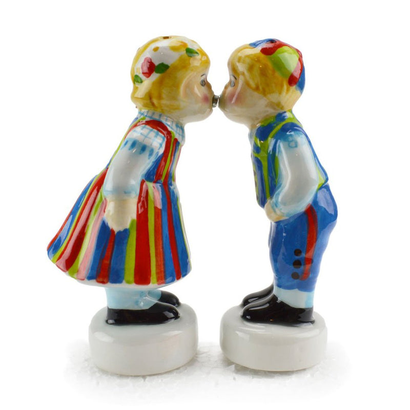 Magnetic Salt and Pepper Shakers Finnish Kiss