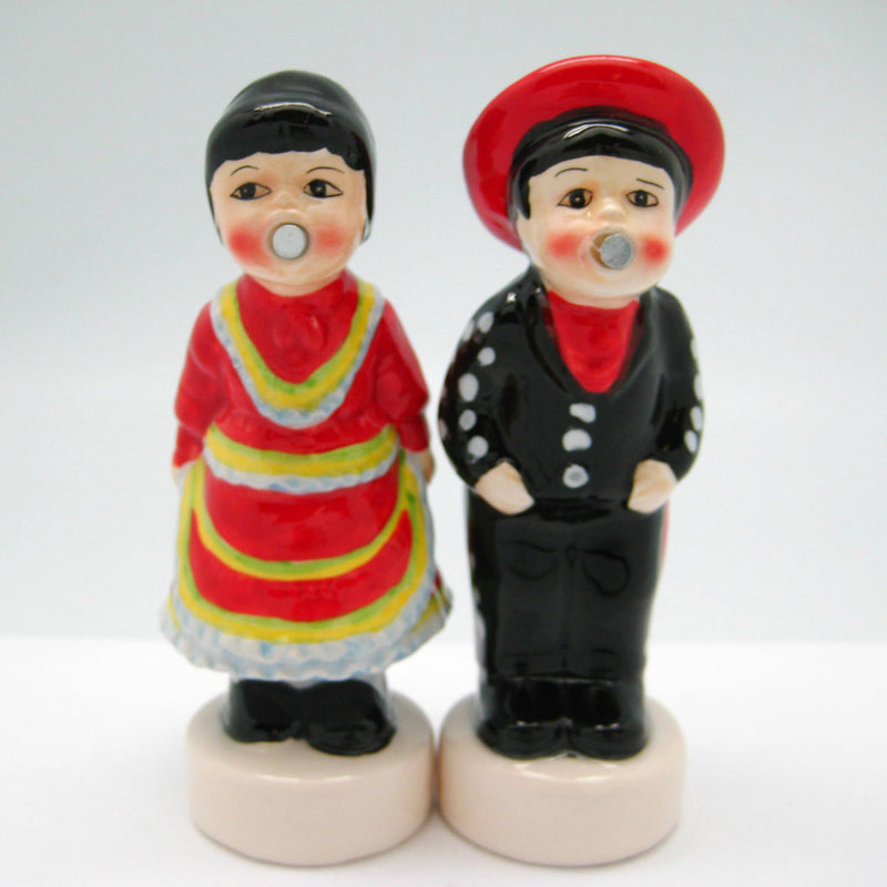 Collectible Magnetic Salt and Pepper Sets Mexican - OktoberfestHaus.com
 - 2